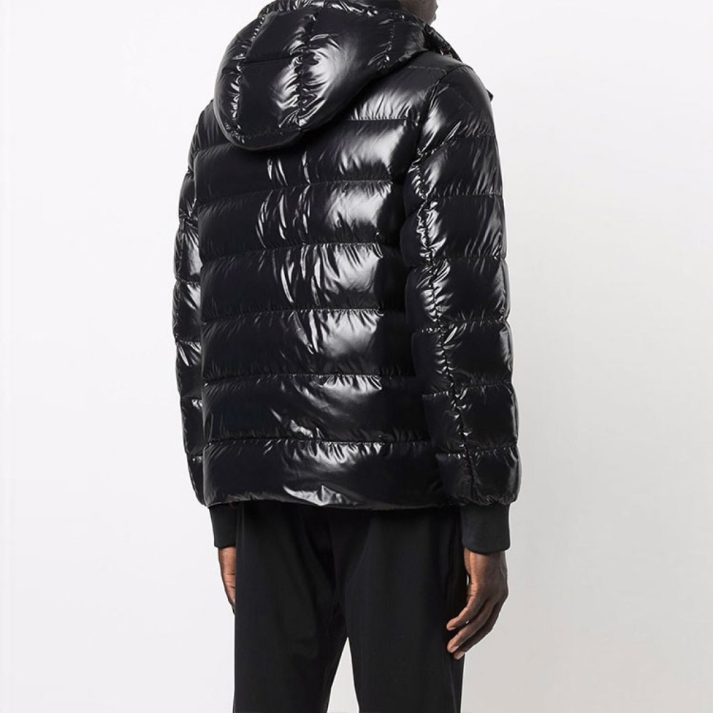 Куртки Moncler, 1A0000268950999