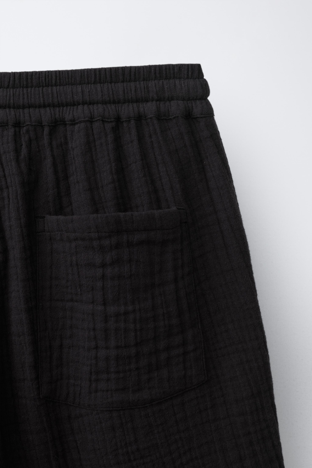 ZARA ШОРТЫ ИЗ РЕЛЬЕФНОЙ ТКАНИ, ЧЕРНЫЙ