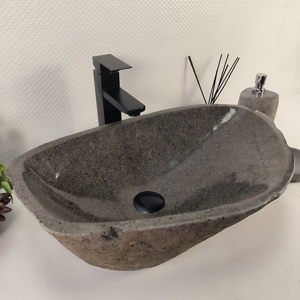 Раковина из речного камня RS-65169 58*36*15 0857
