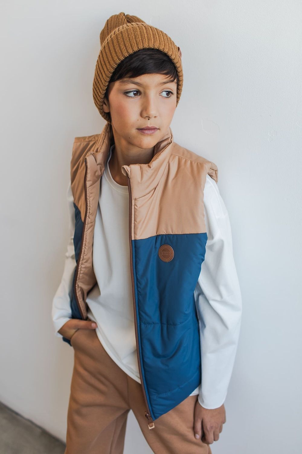 Жилет стеганый на молнии двухсторонний "Шторм/Беж" 7+