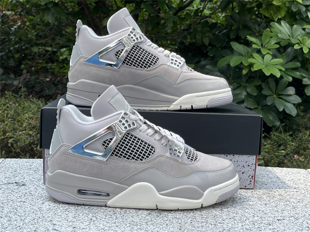 Air Jordan 4 AQ9129-001