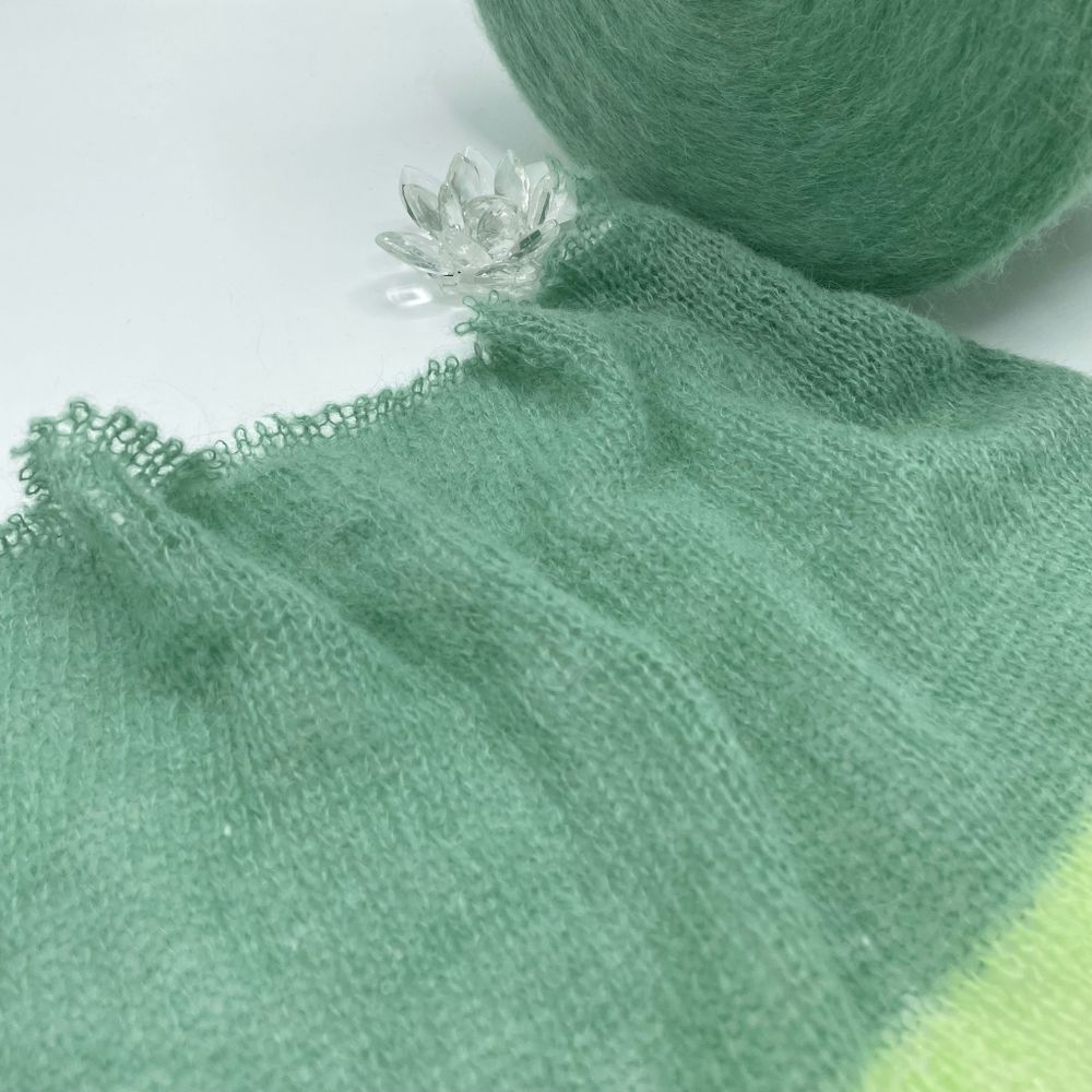 Manifattura LANE PUCCI 30% вспушеная альпака 30% полиамид 40% полиакрил