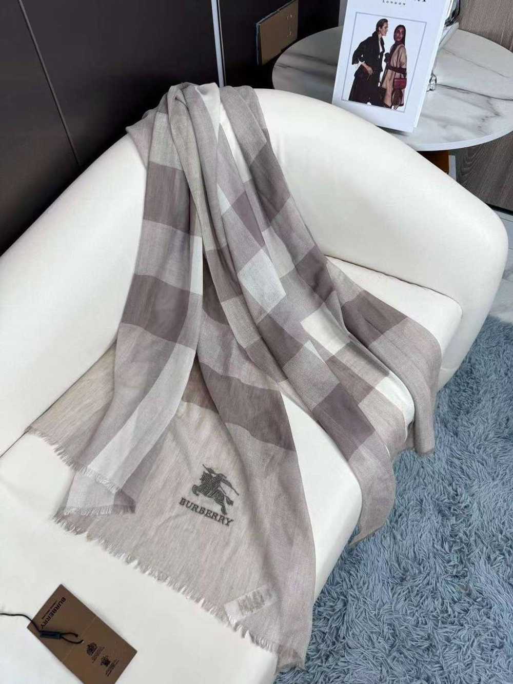 Шарф Burberry