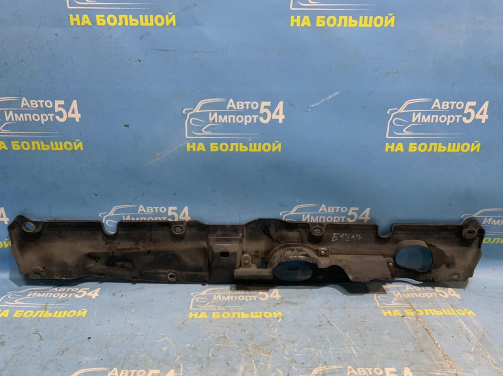 Накладка на рамку радиатора Honda CRV 2004-2006