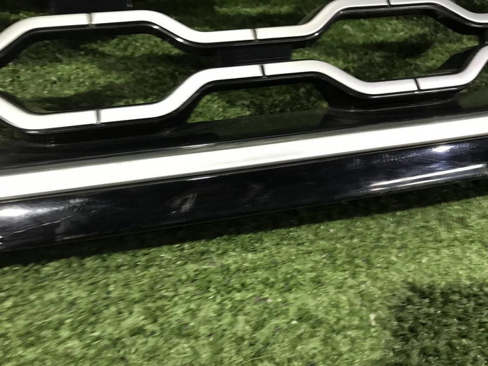 Решетка радиатора Range Rover Evoque 2 (2018-2024)