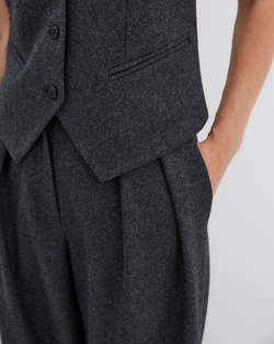 Брюки с защипами из шерсти Диор Кутюр темно-серый