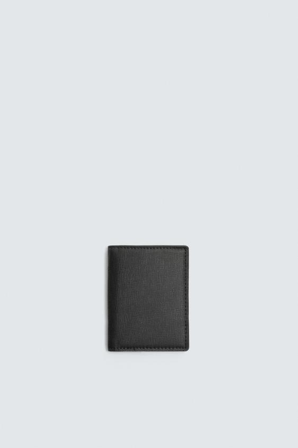 ZARA КОШЕЛЕК ДЛЯ КАРТОЧЕК С РЕЛЬЕФНЫМ УЗОРОМ В ВЕРТИКАЛЬНУЮ ПОЛОСКУ, ЧЕРНЫЙ