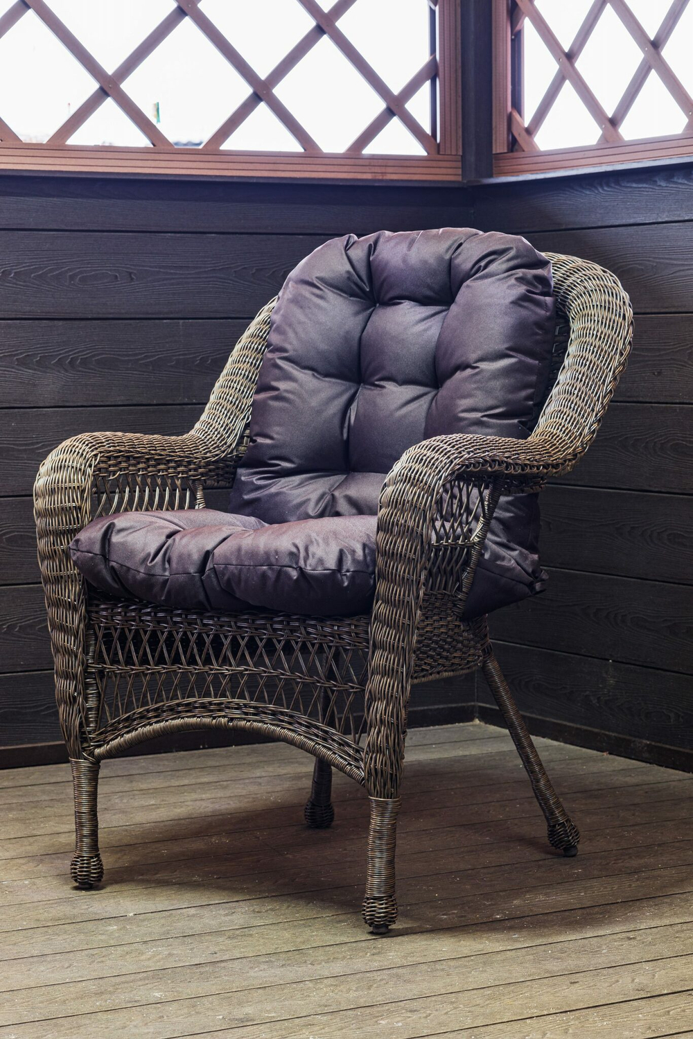 Кресло из искусственного ротанга МЭДИСОН «MEDISON» арт.М00130 brown с подушками на сидение и спинку