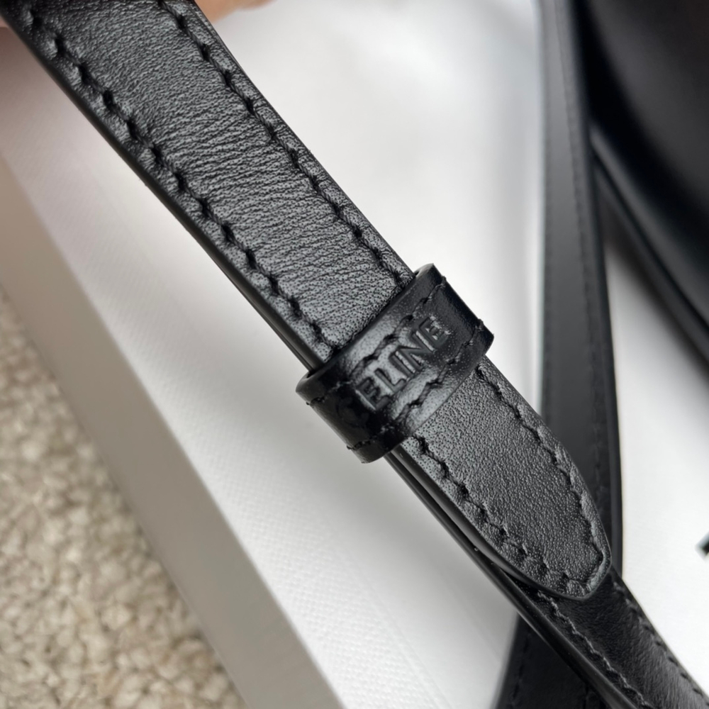 Celine Oval Triomphe Bag 20 cm