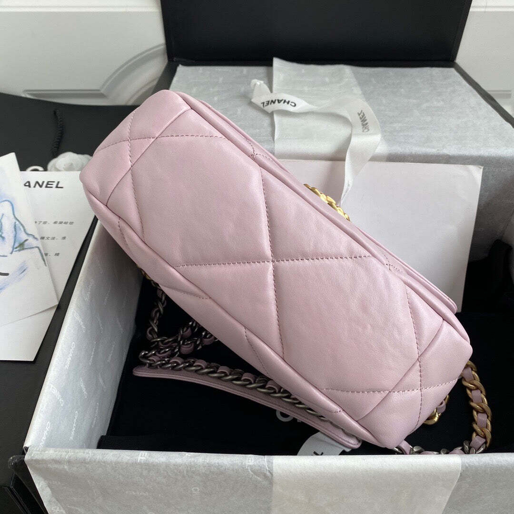 Chanel 19 26 cm