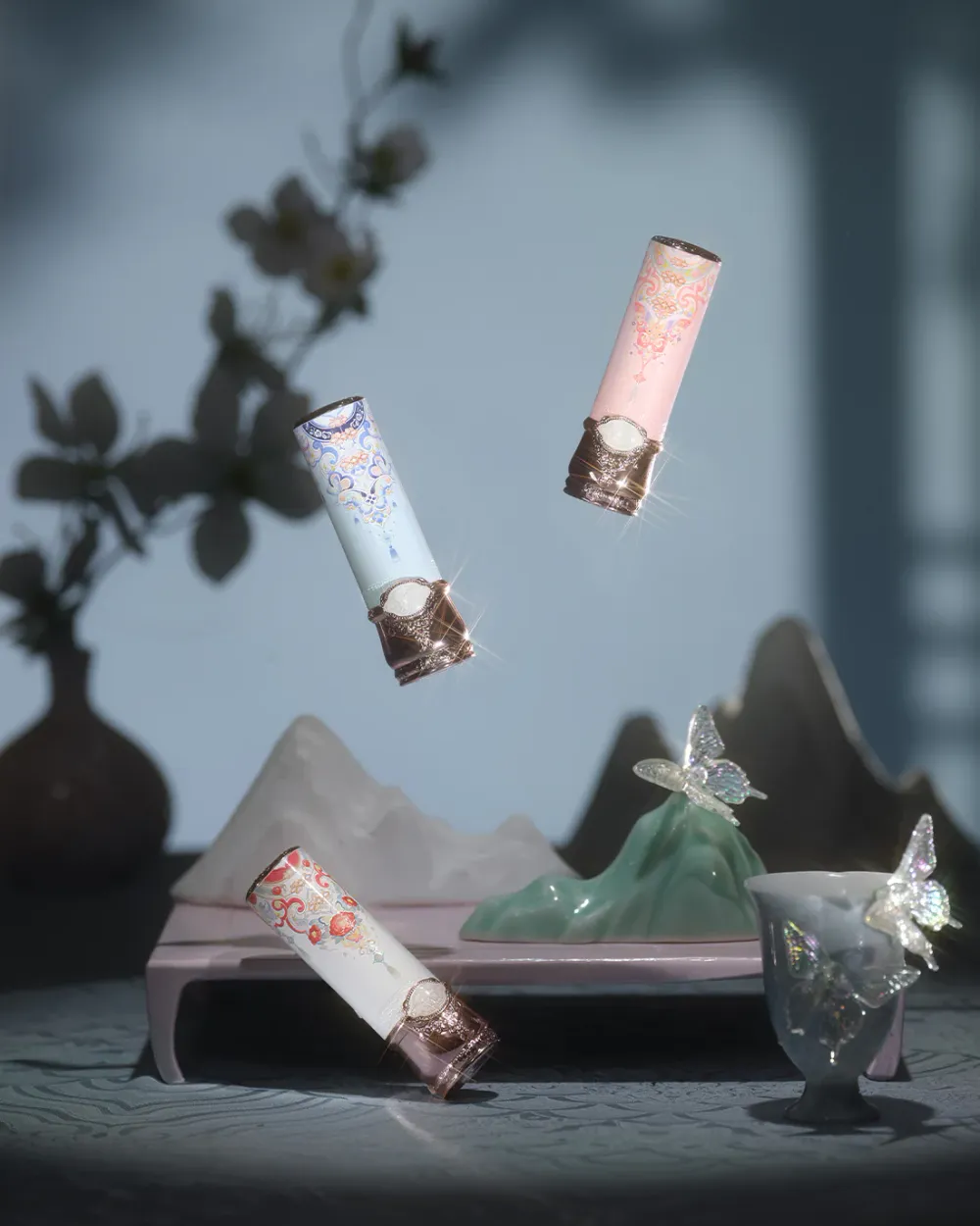 Блестящая помада Flower Knows Butterfly Cloud Collar Glossy Lipstick - C09 Camellia