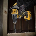DeWalt DCD100YP2T аккумуляторный шуруповерт (2 x 5 Ач, ЗУ) DCD100YP2T-QW