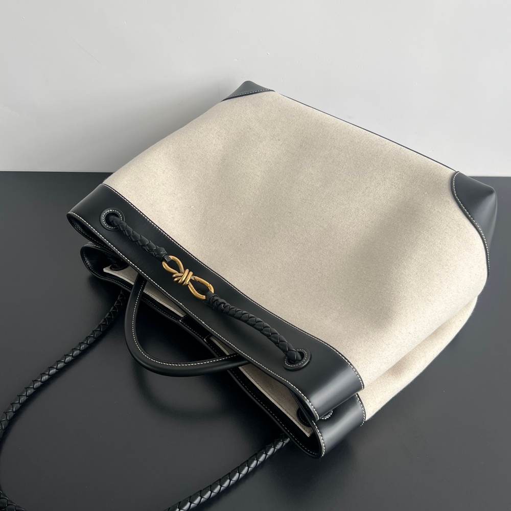 Bottega Veneta Large Andiamo 42 cm