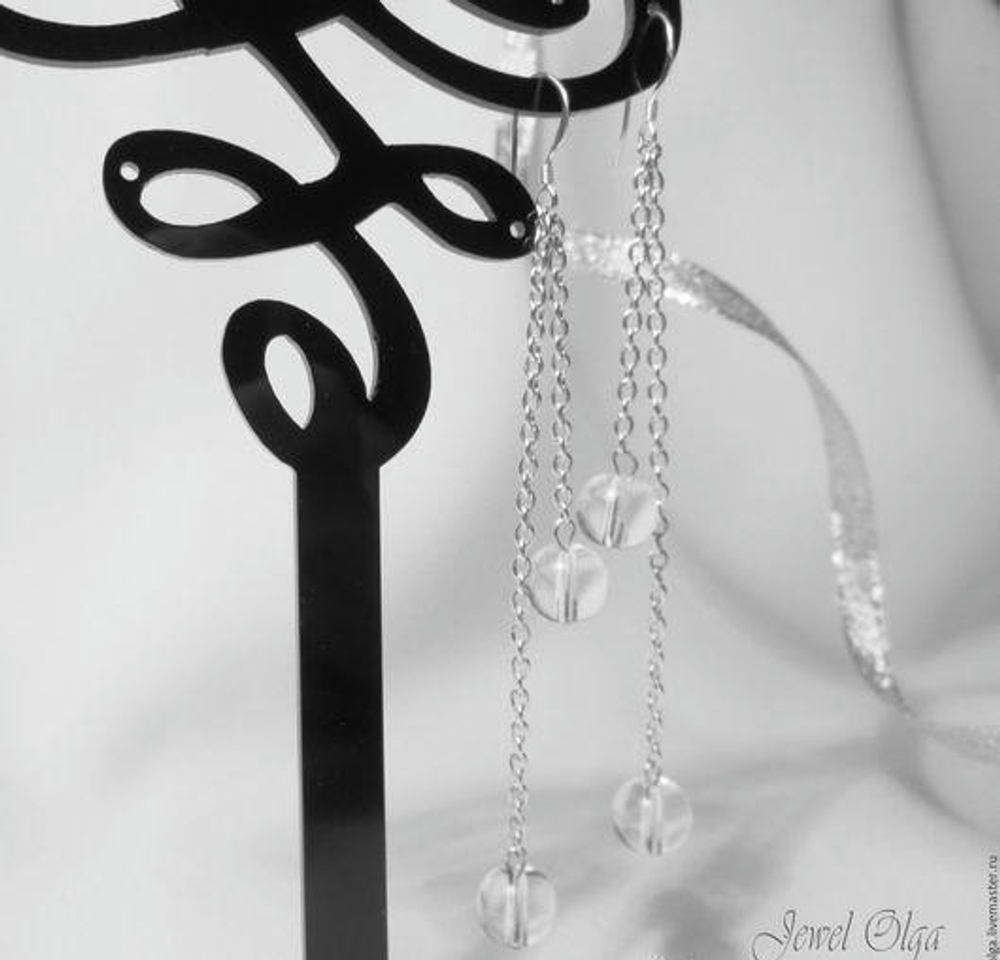 Длинные серьги на цепочке с горным хрусталем на выпускной
