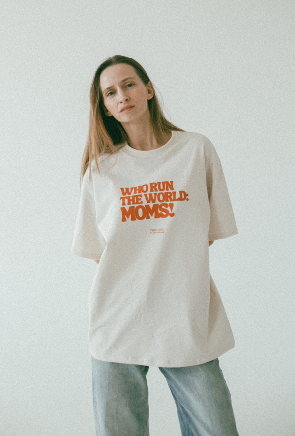 Футболка Who run the world