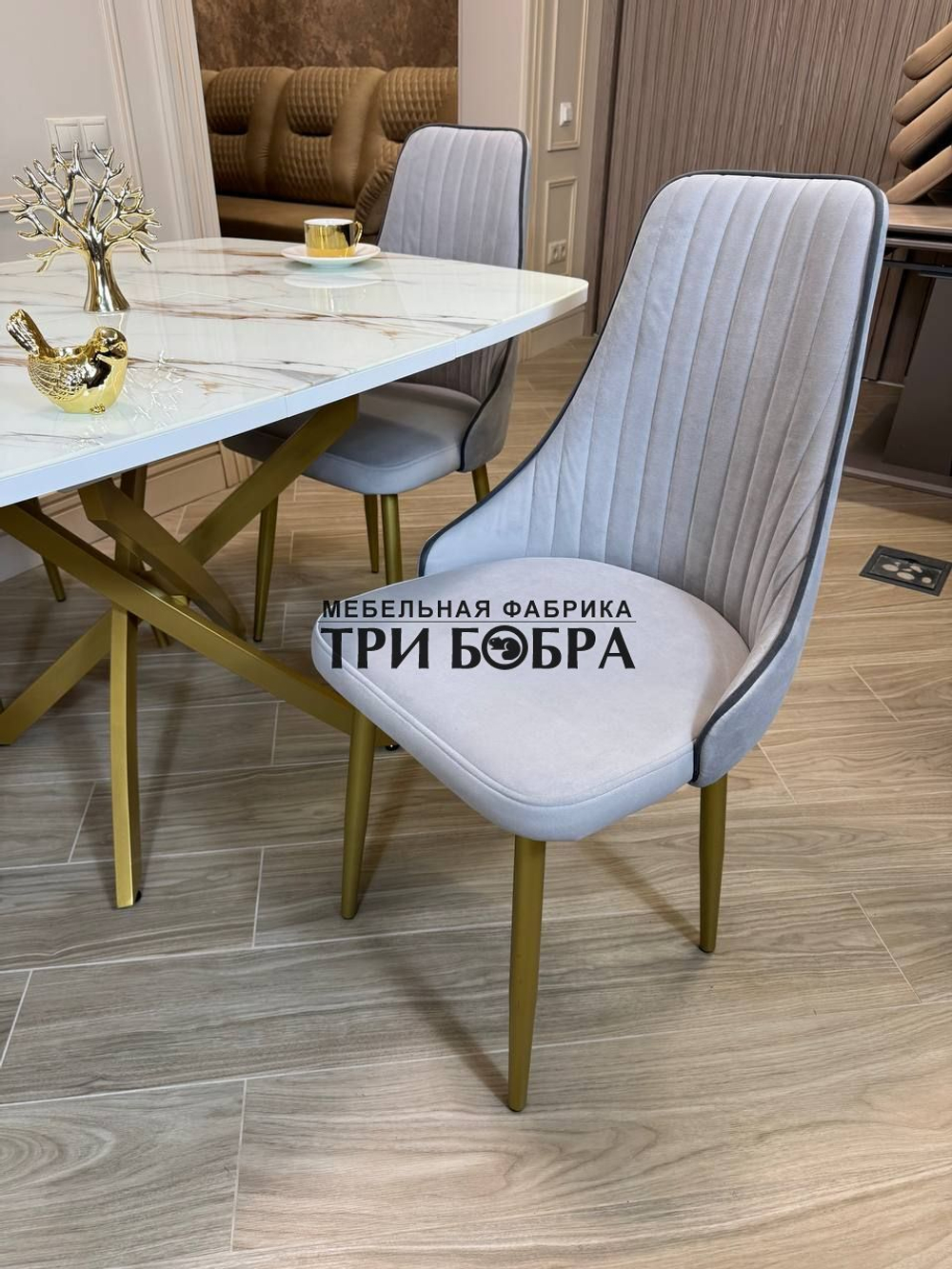 Кухонный раздвижной стол "ТАНГО" , белый мрамор и 4 стула Сорренто