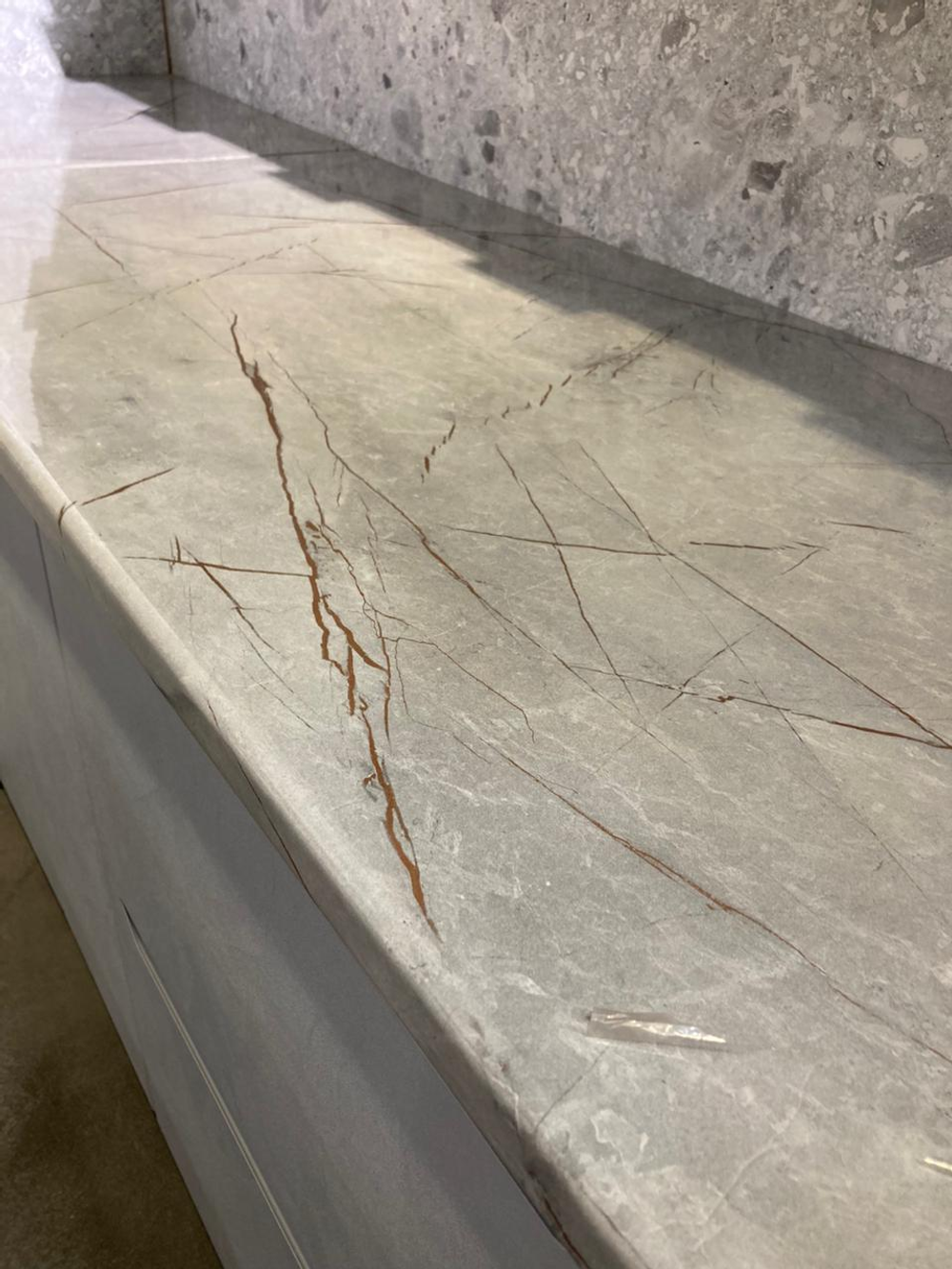 Столешница Золотой каспий 4 кат 3050*600*40 \722/1\