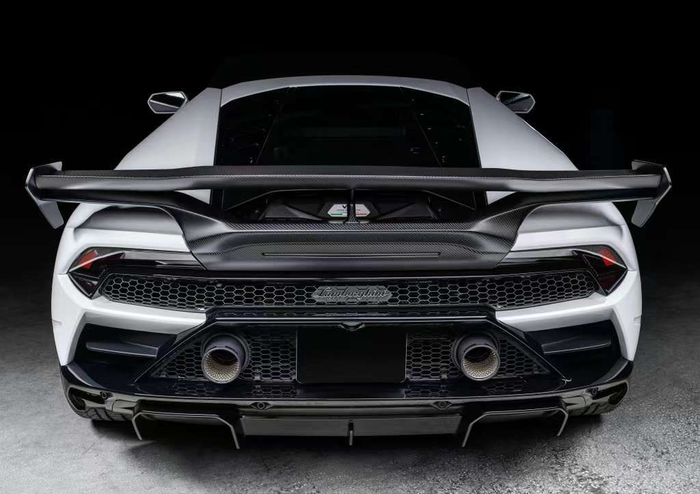 Карбоновый спойлер-крыло для Lamborghini Huracan Ламборгини Хуракан