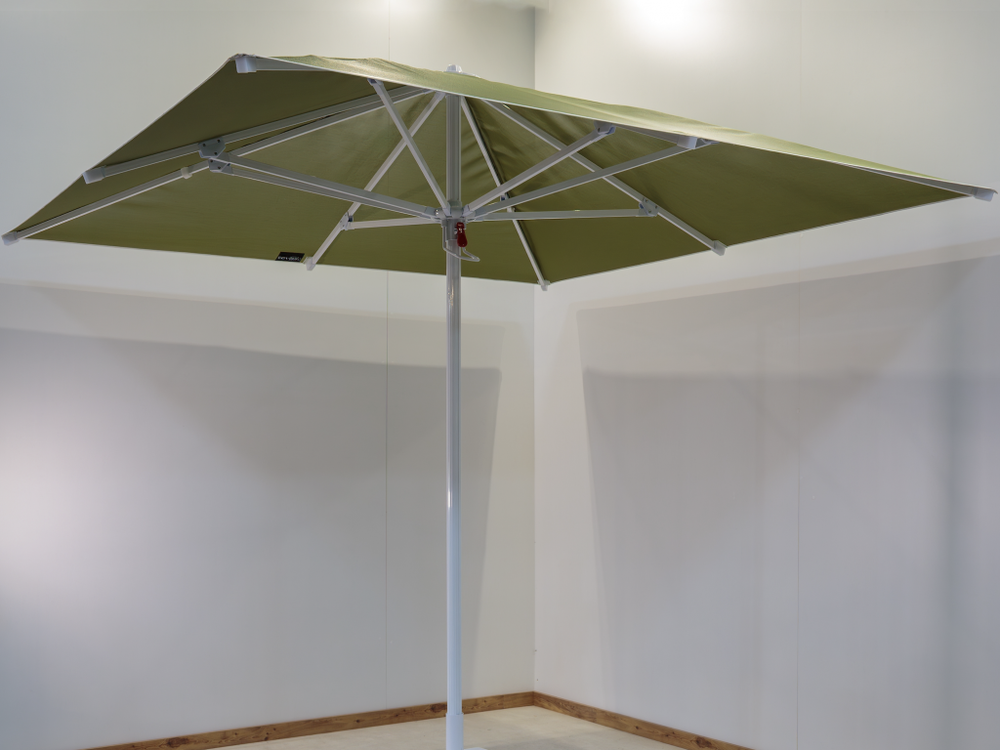 Зонт профессиональный Tagliamento Manuel, белый, зеленый