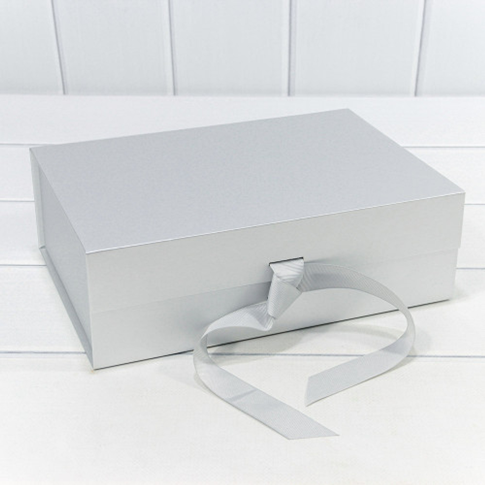 Коробка сборная 28.2х20х9.2 см на магнитах (Серебро)