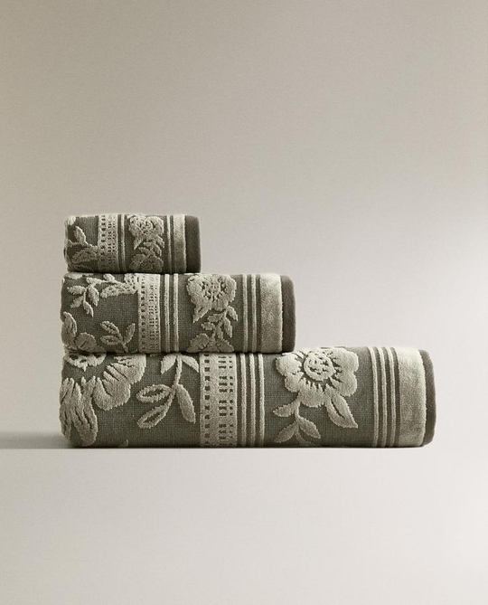 ZARA HOME ЖАККАРДОВОЕ БАННОЕ ПОЛОТЕНЦЕ ИЗ ВЕЛЮРА, ЗЕЛЕНЫЙ