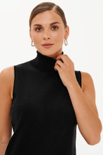 23393 Жилет женский (черный)