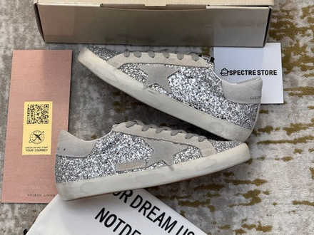 Super Star in Silver Glitter With Ice-Gray Suede Star