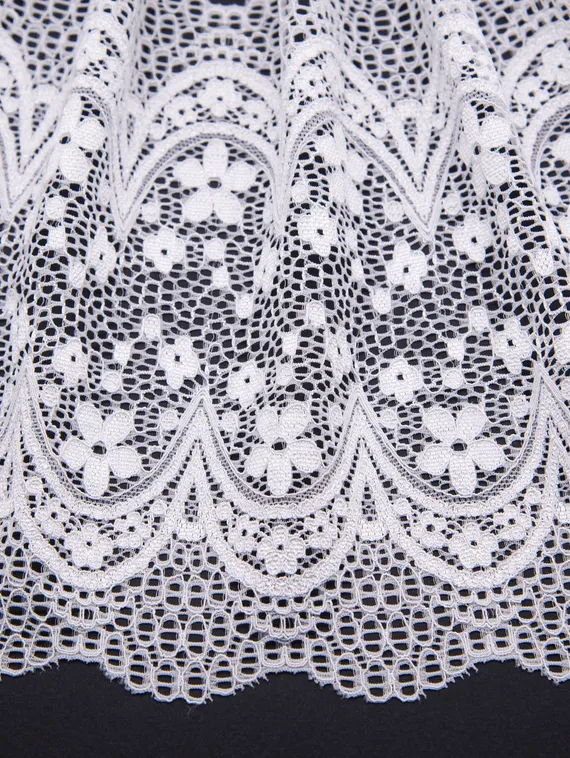 03-150 Кружево эластичное 18 см, белый