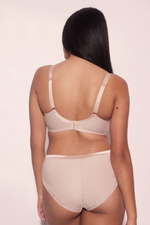 Телесный бюстгальтер Diamante на косточках (Размер: 85B) (Цвет: телесный)