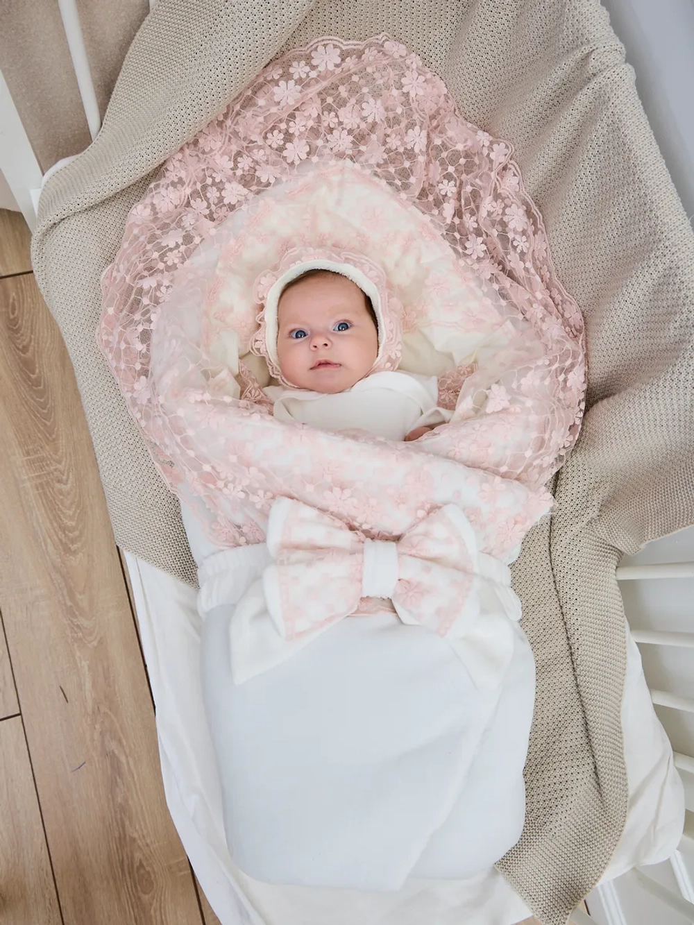 Конверт на выписку зима для новорожденных девочек