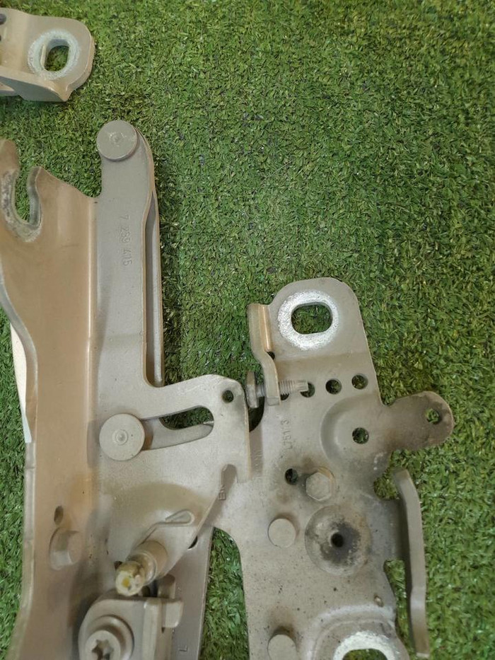 Петля капота Комплект BMW 3er F30 (2011-2020)