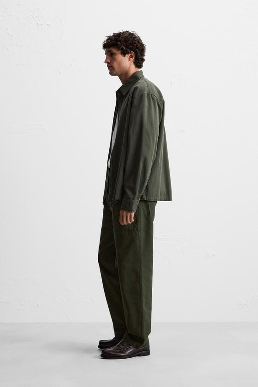 ZARА РУБАШКА RELAXED FIT С ЭФФЕКТОМ ПОТЕРТОСТИ, ЗЕЛЕНЫЙ