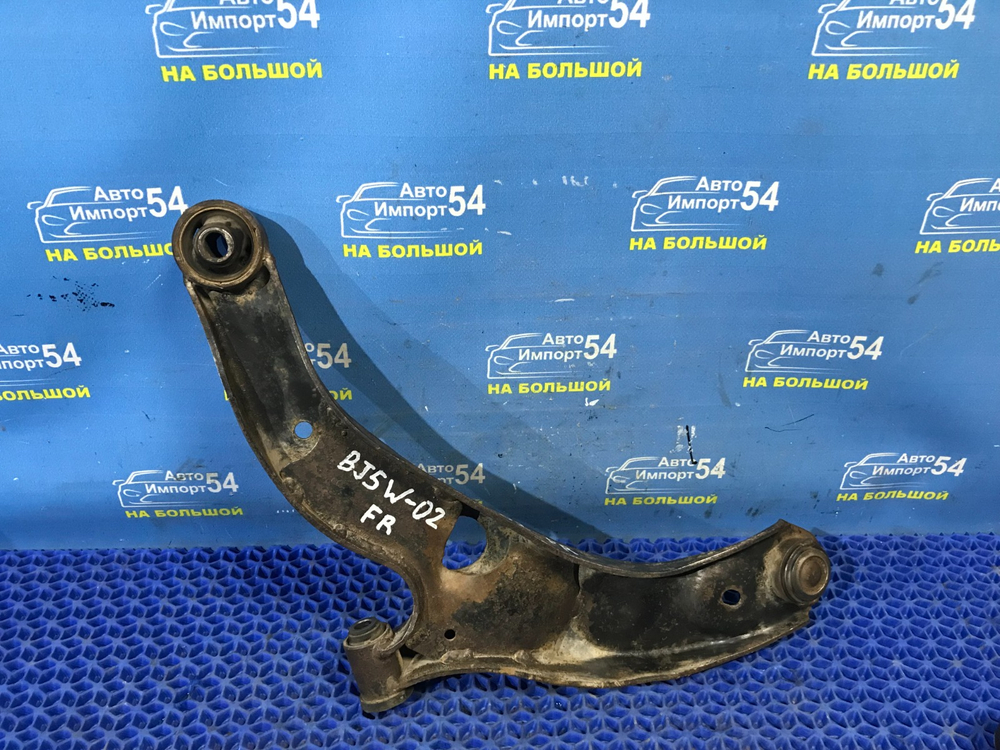 Рычаг передний правый MAZDA FAMILIA 2001