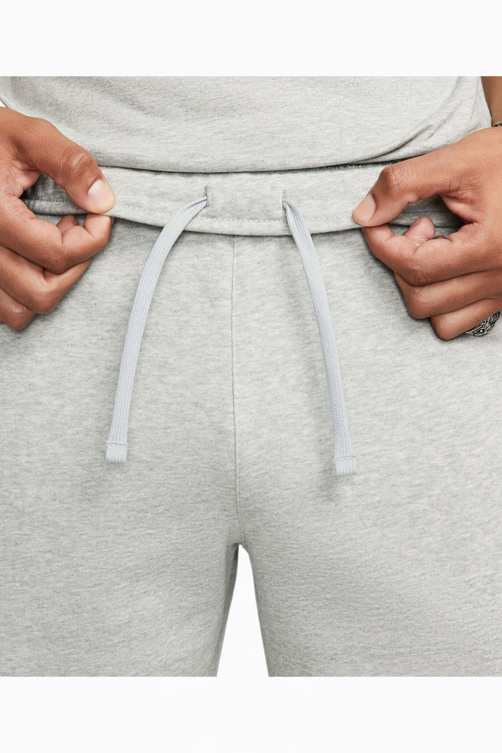 Шорты Nike Sportswear Repeat