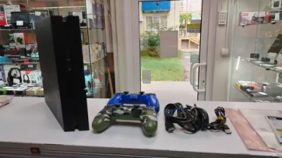 Игровая приставка  Ps 4 slim 500 gb