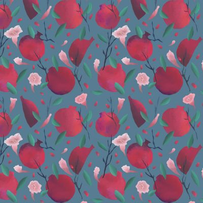 Гранаты на синем