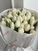 Букет из 35 белых тюльпанов