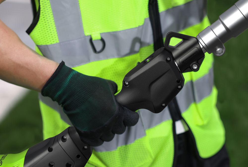 Высоторез/Сучкорез аккумуляторный телескопический Greenworks PS102T, 25 см, бесщеточный, без АКБ и ЗУ (1402407)