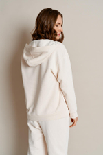 22566 Джемпер женский (крем-брюле)