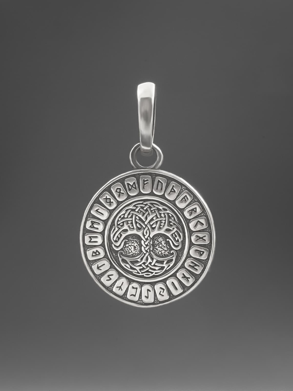 Кулон руна Феху из серебра