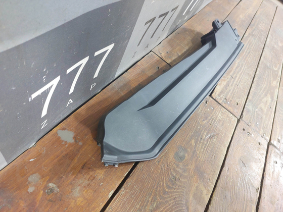 Накладка крыла правого Genesis GV70 20-нв Б/У Оригинал 84169AR000