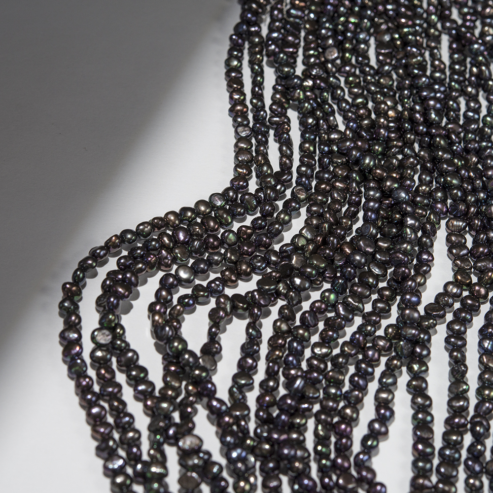 Жемчуг культивированный A Grade с поперечным отверстием, "Таитянский", 5-6мм, фриформ