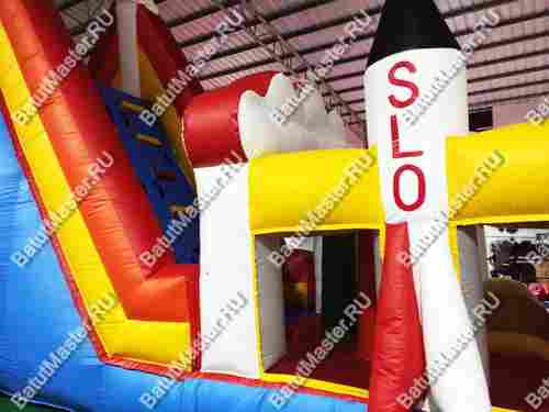 Коммерческий надувной батут "Ракета на взлёте" 14*4*7 м