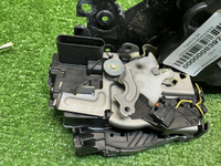 Замок двери правый Range Rover Vogue 4 L405 12-22