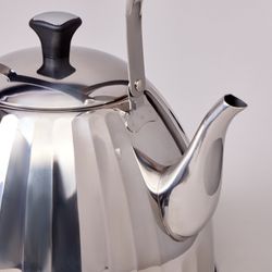 ЧАЙНИК AGNESS 3,0 Л СО СКЛАДЫВАЮЩЕЙСЯ РУЧКОЙ, СТАЛЬ 18/10, ИНДУКЦИОННОЕ КАПСУЛЬНОЕ ДНО