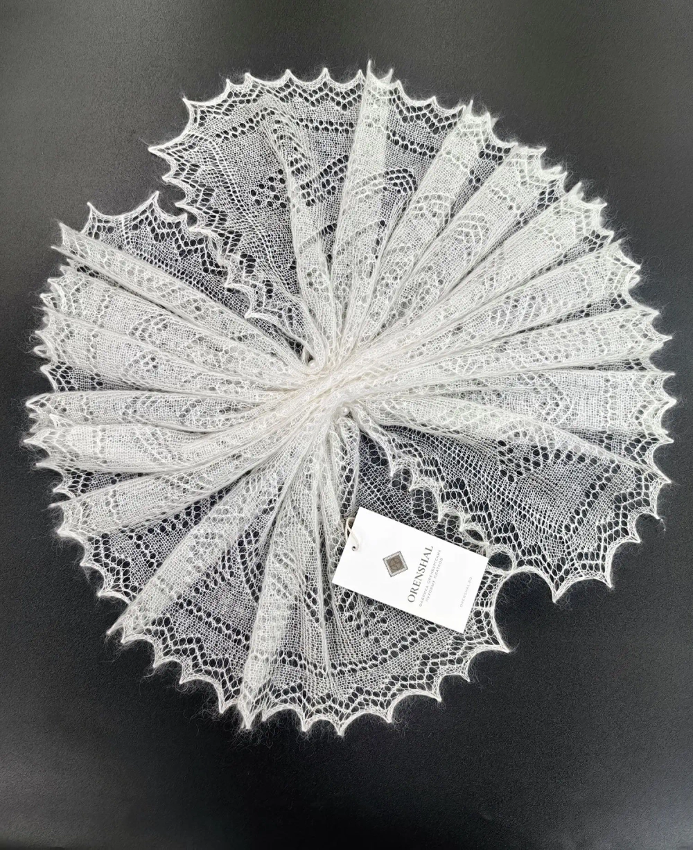 Оренбургский пуховый палантин с шелком АШ12040-02 экрю