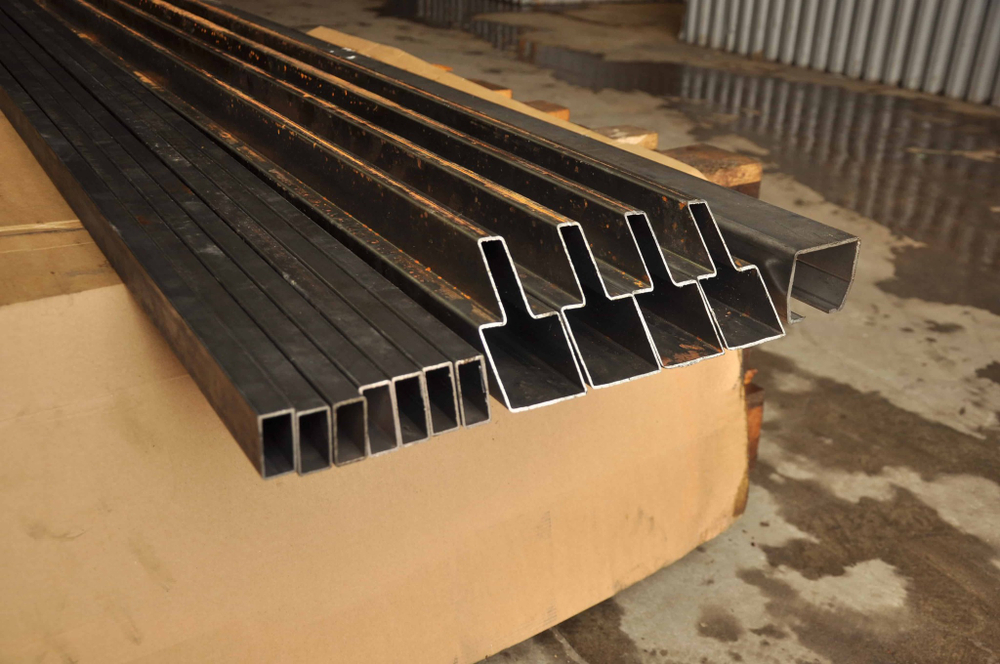 Комплект ворот для самостоятельной установки проем 5 метров из Т образного профиля.