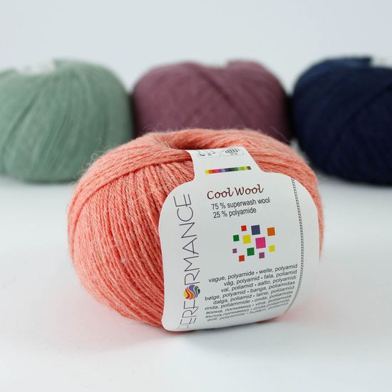 Пряжа Cool Wool 4-ply PERFORMANCE (75% шерсть супервош, 25% полиамид)