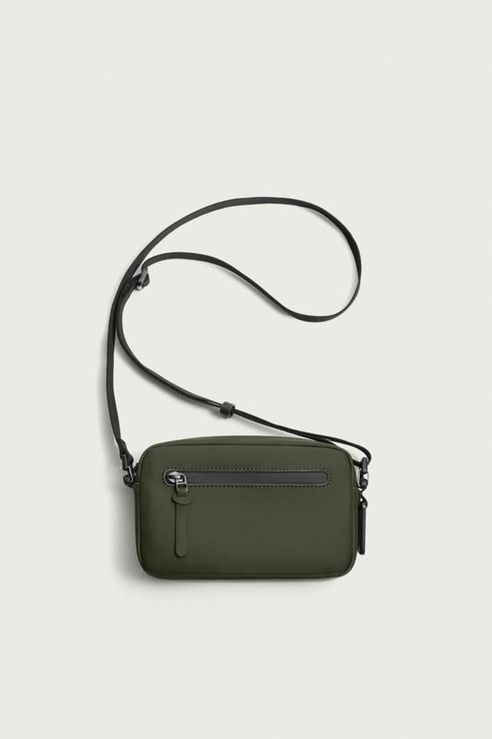 ZARA ПРОРЕЗИНЕННАЯ СУМКА, ЗЕЛЕНЫЙ ХАКИ