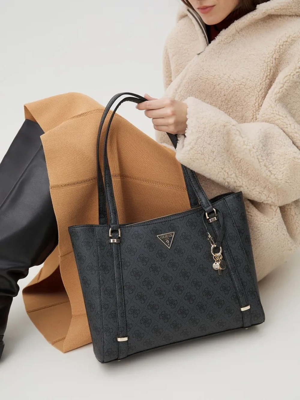 Сумка женская GUESS